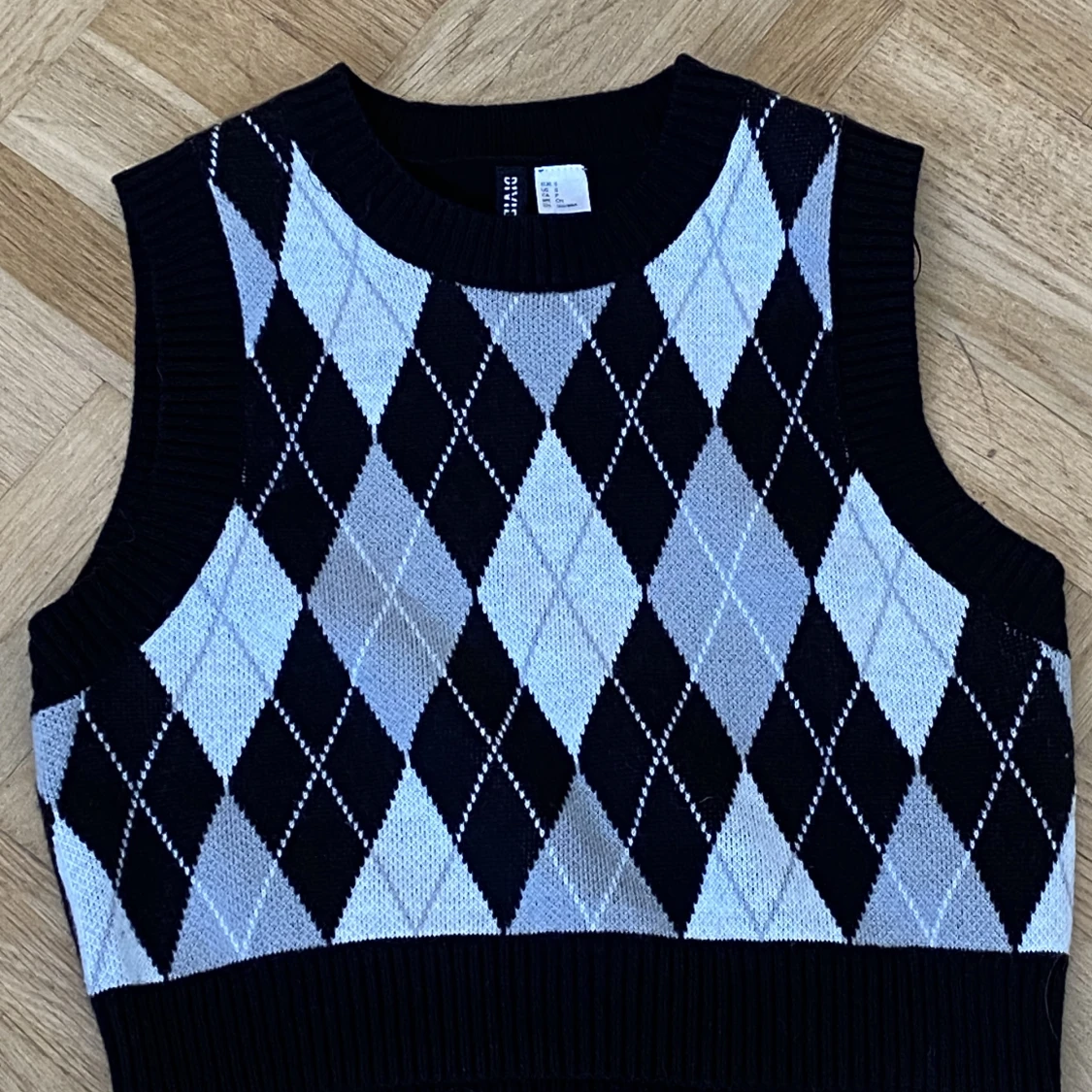 Väst från H&M - 91