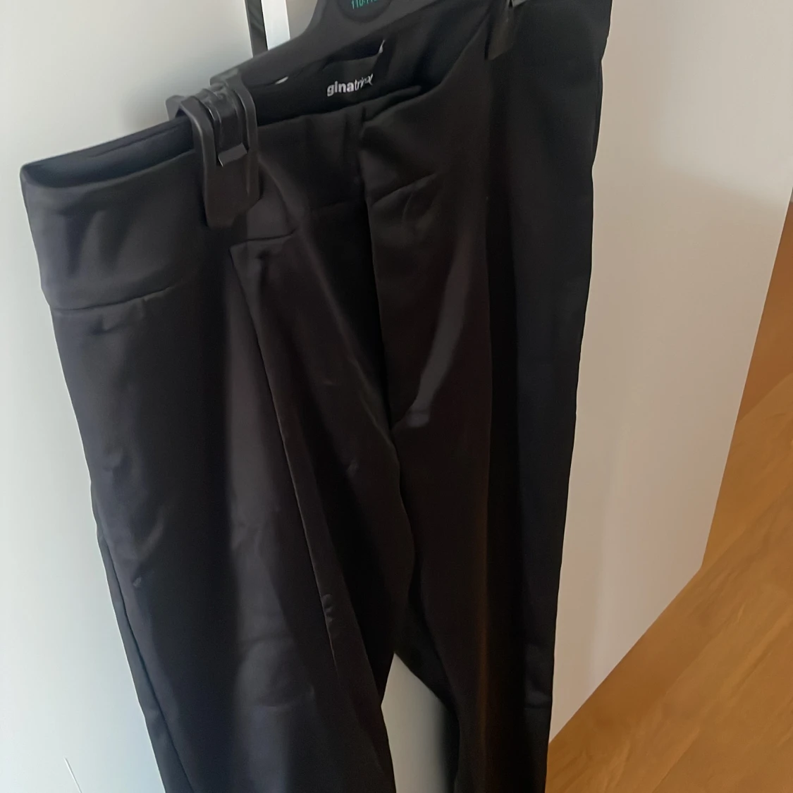 Kostymbyxor satin - 90