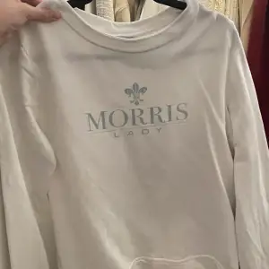 En gamal och slutsåld tröja från Morris. Det är dock inte några fel på tröjan utan säljer endast för att jag har en annan liknande 
