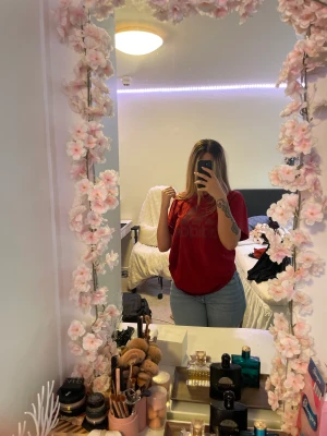 Adidas Oversize tröja - Skriv för info och fler bilder