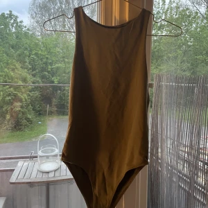 Body  - Body från zara