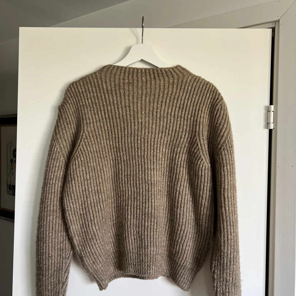 Beige/brun stickad tjocktröja  - 91