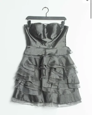 Snyggaste klänningen - Sååå snygg klänning!!