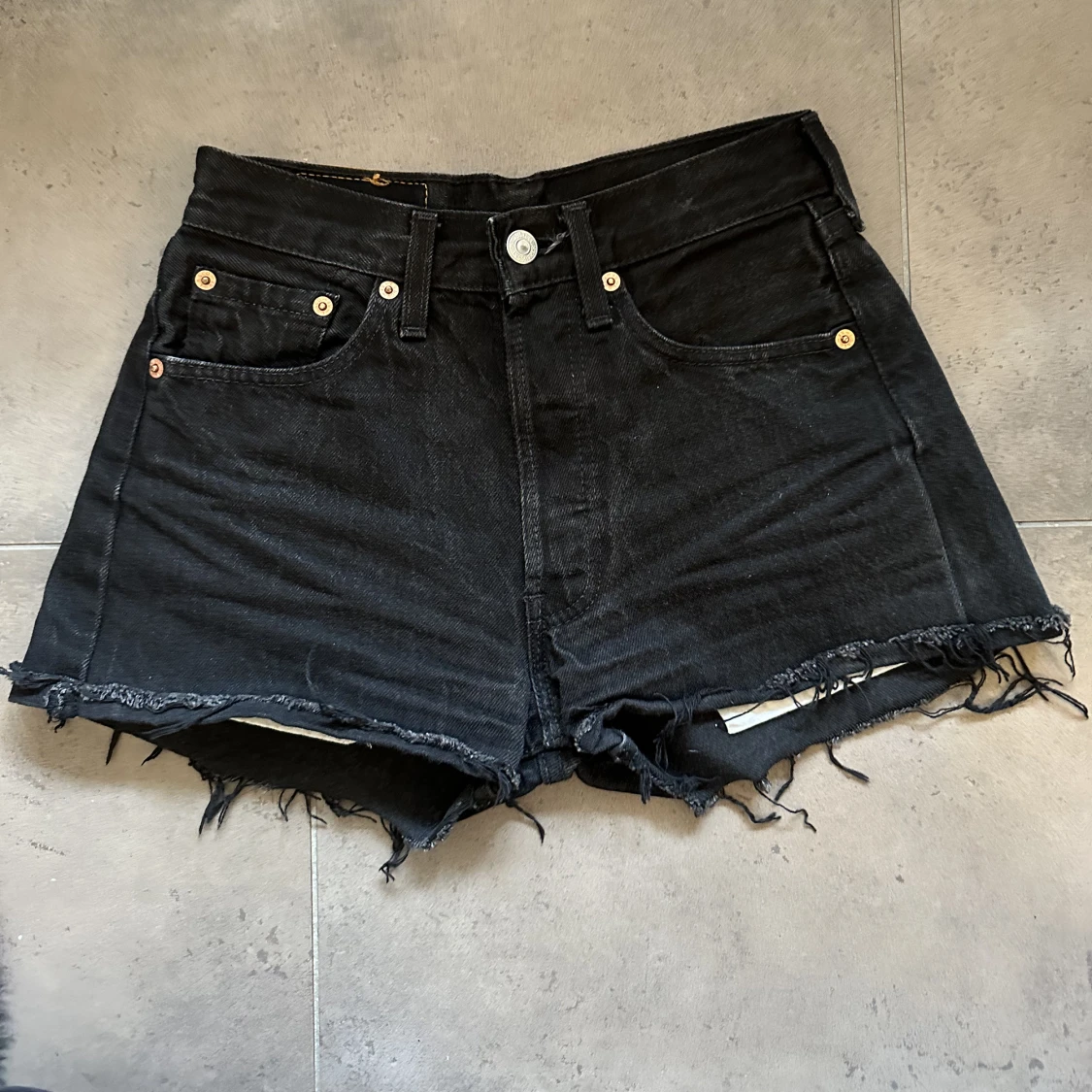 Levis Shorts  - 90