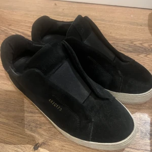 Arigato skor  - Kollar intresset på mina fina arigato skor pga att jag aldrig får användning för dom, storlek 37 men passar mig som har 38.