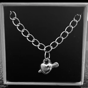 Sthlmstilsmycken  - Jätte fint halsband!  Köp för 129kr Modell 022