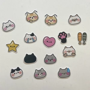 Kattklistermärken 😽 - Jättesöta klistermärken med olika katter 🥹 Skriv gärna för flera bilder eller andra funderingar   1st: 5kr 5st: 20kr 