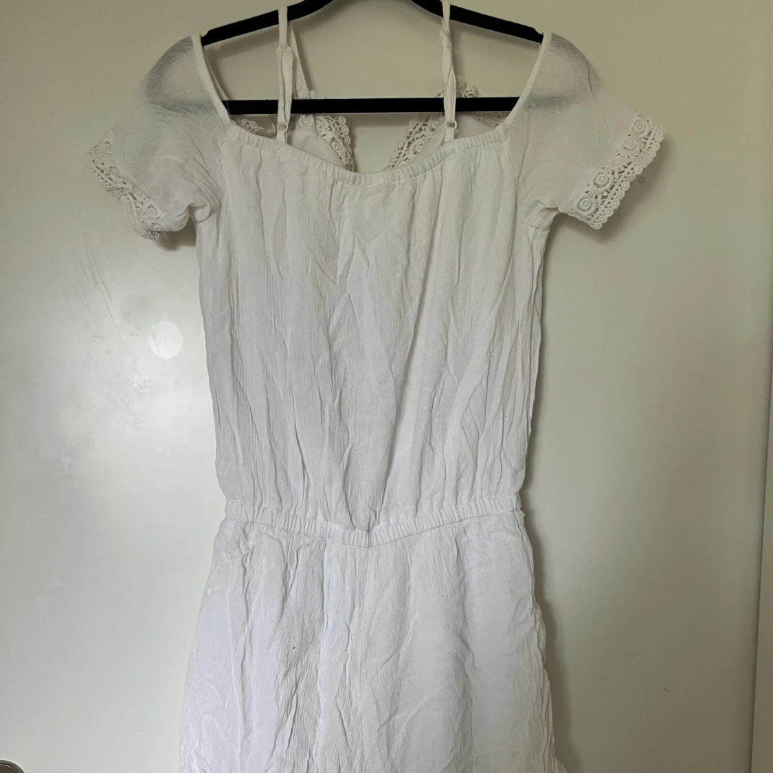 Kortärmad jumpsuit - 90