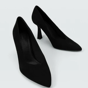 Strl 37 pumps - Använda en enda gång. 