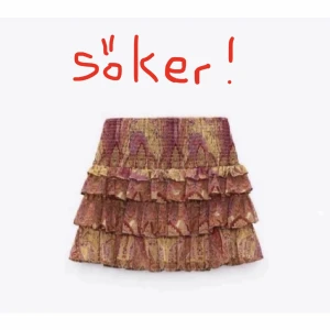 Zara kjol - Söker denna kjolen ifrån Zara i storlek XS eller S!! Helst under 250 kr. Snälla Kontakta mig om du har en!!❤️