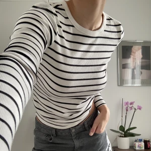 Randig topp - Supersnygg randig topp!! 