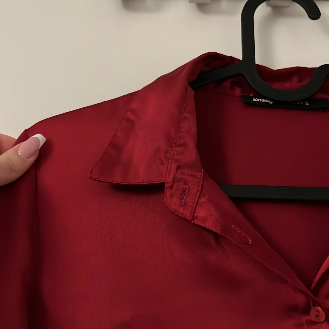  Vinröd skjorta  - 91