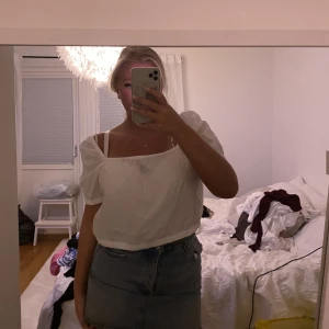 Blus  - Aldrig använd 