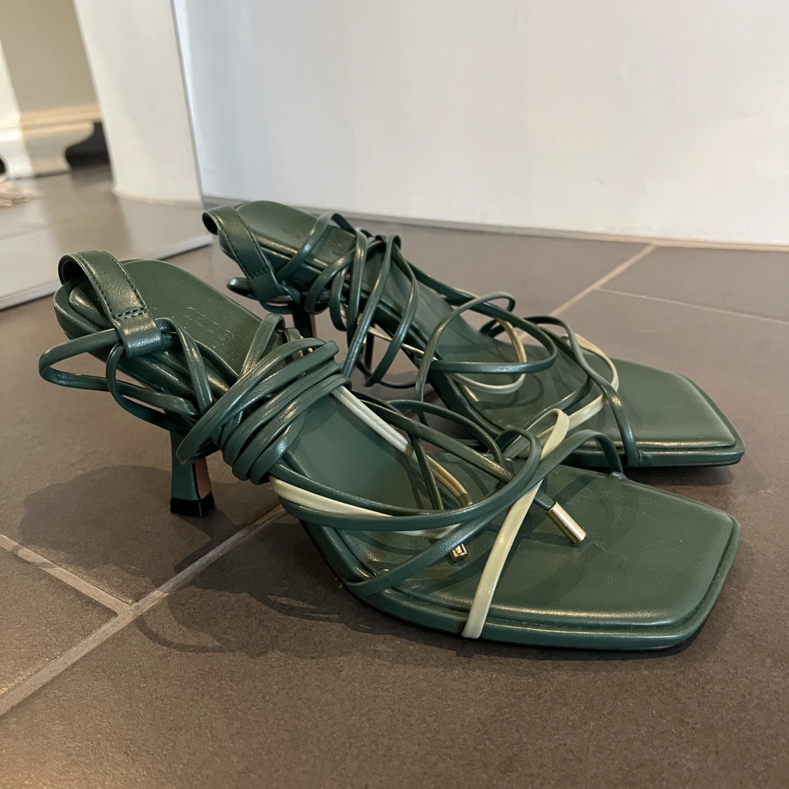 Söta gröna klackar från Asos