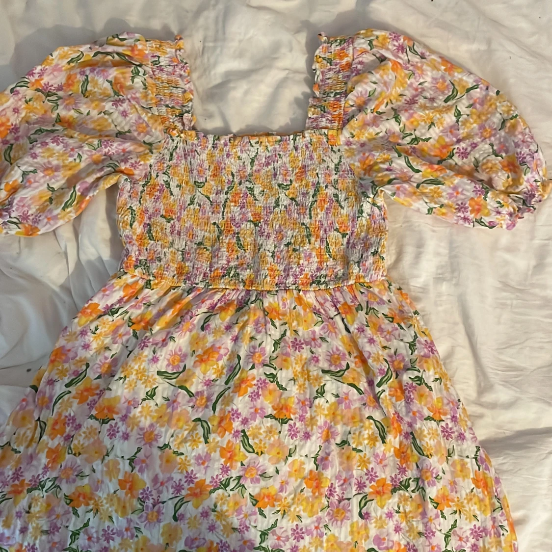 Blommig långklänning