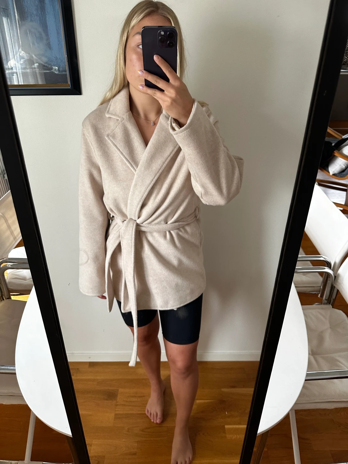 Beige kappa från NA-KD  - 90