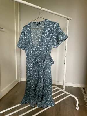 Klänning  - Klänning från Veromoda, st s, fint skick!