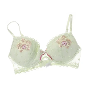 Överdel - BH från Miriale i storlek 80C💚 tyvärr för liten för mig då det inte är min storlek. 