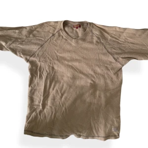 Vintage sweatshirt  - Jättesnygg vintage sweatshirt perfekt till hösten!!😍🍂