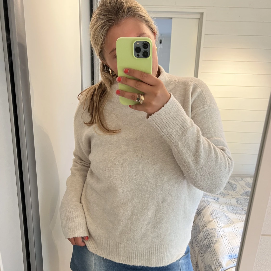 Vit stickad tröja  - 90