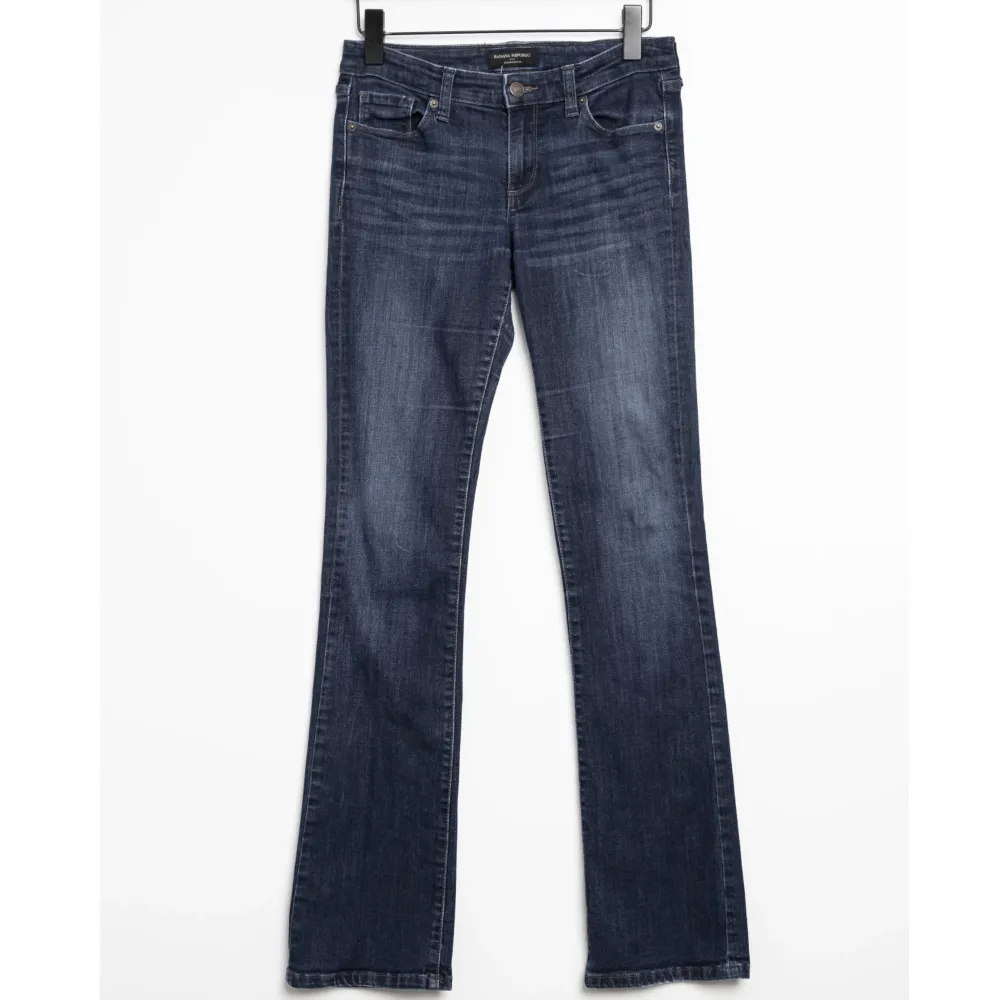 Lågmidjade banana republican jeans, omsydda till lågmidjat  . Jeans & Byxor.