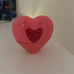Escada parfym - Knappt använd parfym från escada. Inköpspris 835kr
