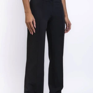 MADLADY Lågmidjade Kostymbyxor  -  Låg midja det kostymbyxor från madlady 