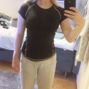 Sport T-shirt  - Sport T-shirt från H&M