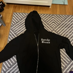 Glitter tröja  - Glitter tröja från Lorche brand Storlek L Oanvänd 