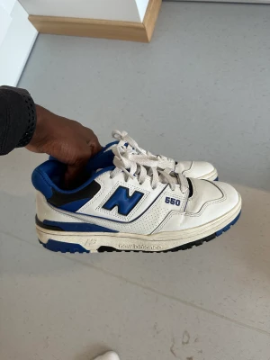 New balance 550 - Vita och blåa