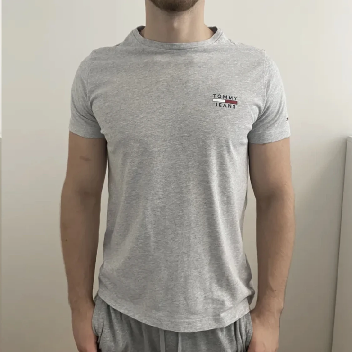 Tommy Jeans tshirt  - 90