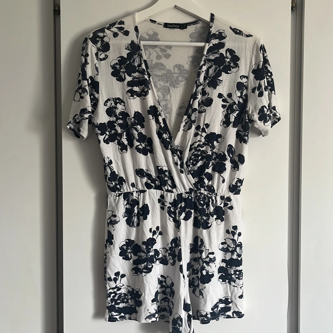 Mönstrad playsuit