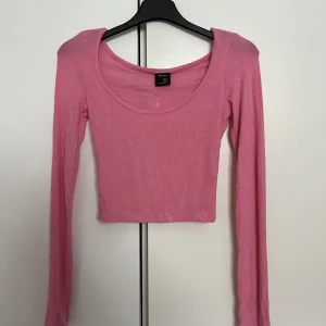 Rosa topp - Rosa topp i jätte skönt material 