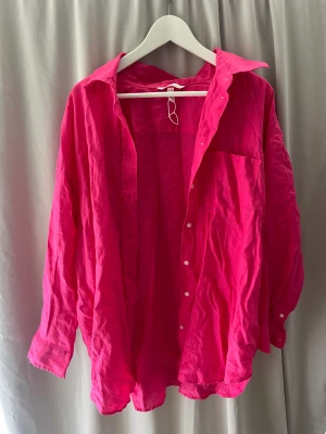 Rosa skjorta  - Jättefin att ha som bikini cover-up🩷oanvänd 