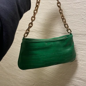 Baguetteväska - Från Zara. Använd endast ett fåtal gånger