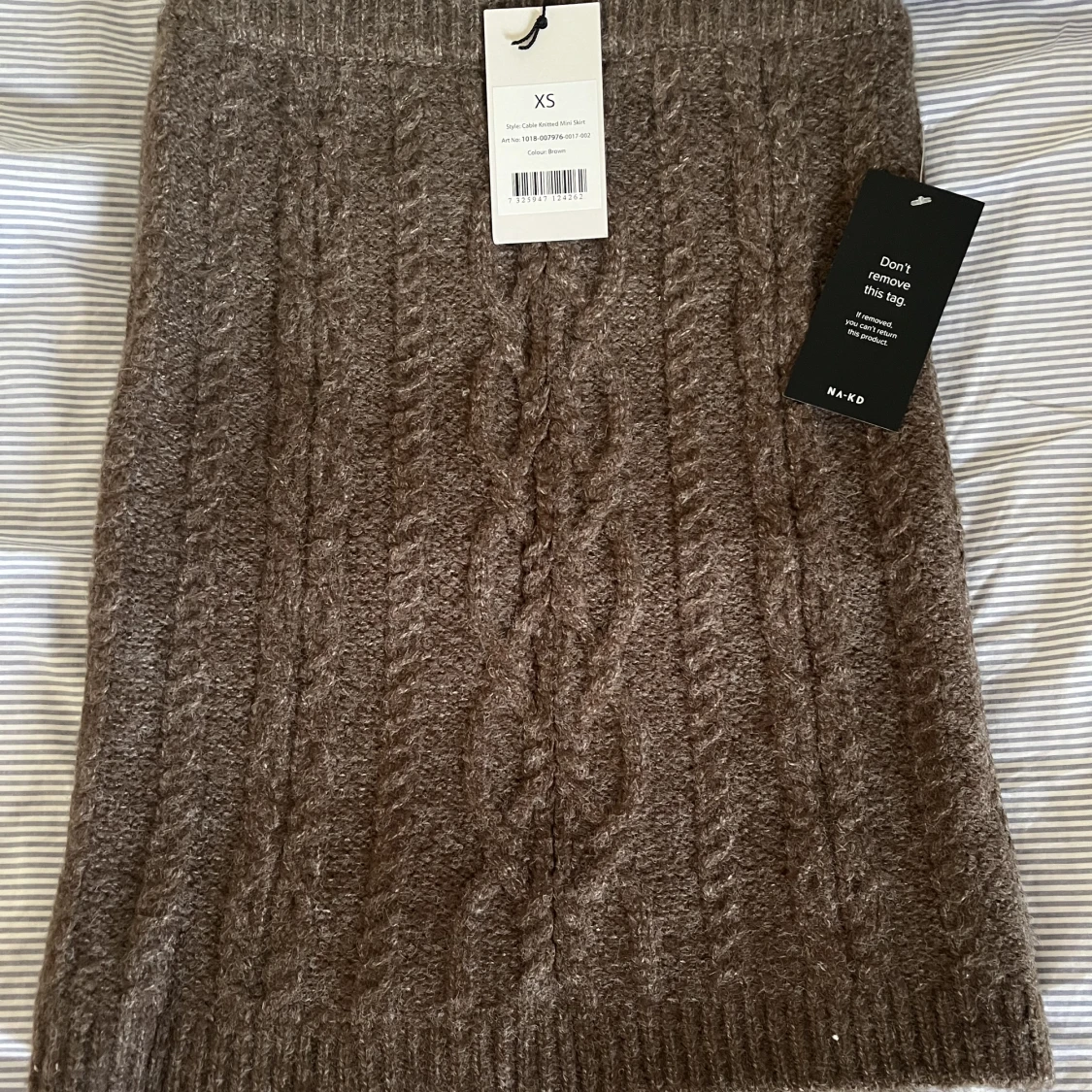 Brun kabelstickad kjol - 90