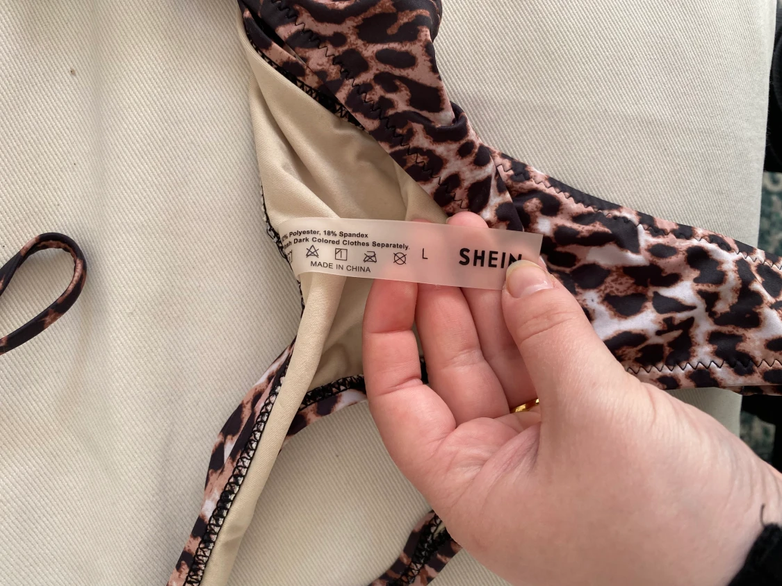 Oanvänd bikini - 90