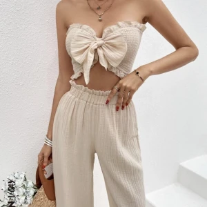 Beige set - HELT NYTT Från Shein, strl S