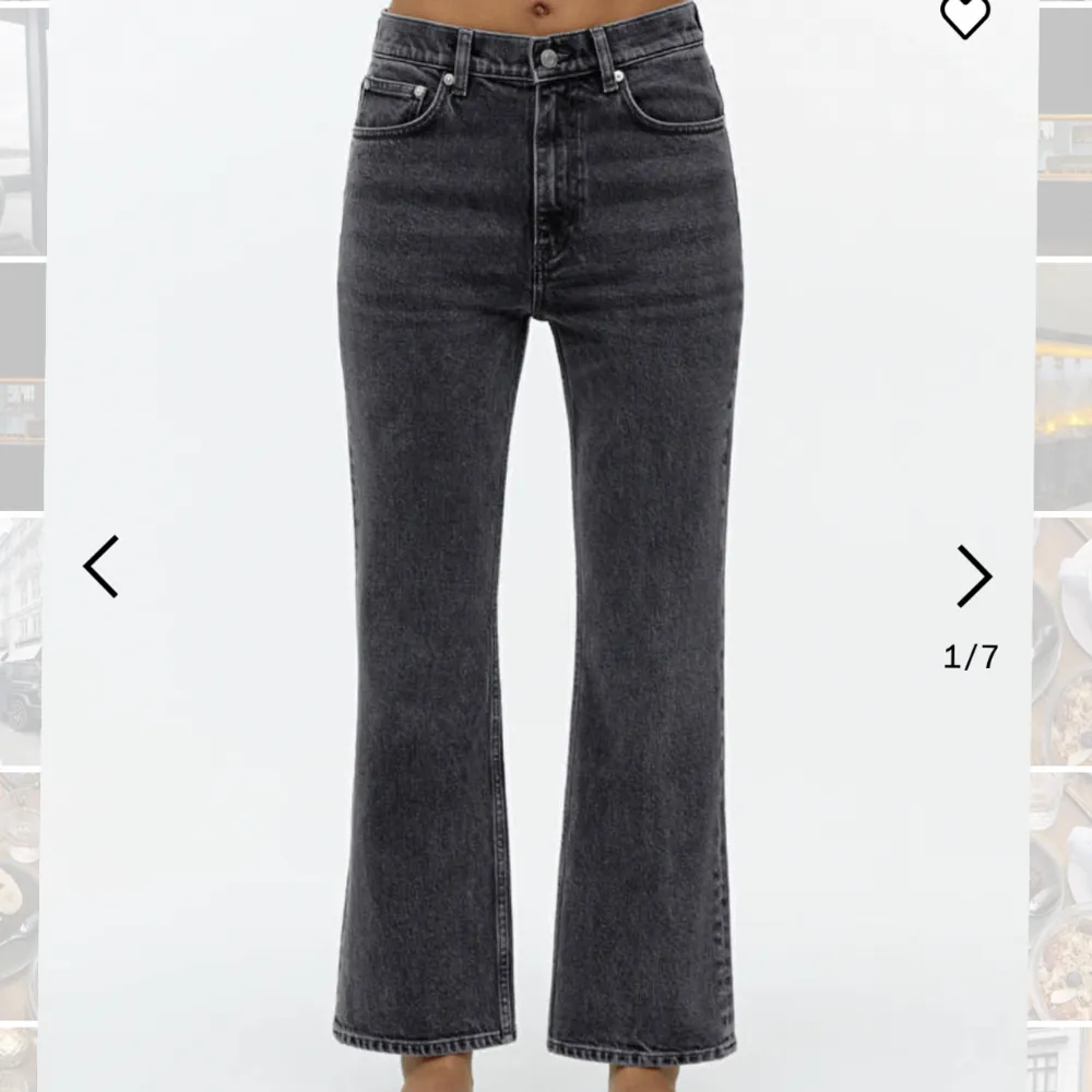 Grå raka jeans från arket, inga tecken på slitning🙌 Nypris 790kr . Jeans & Byxor.