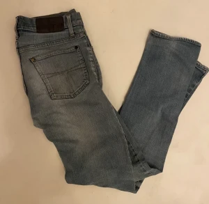 Tiger Of Sweden Jeans  - Hej! Säljer nu mina Tiger of Sweden Jeans i storlek 30, fint skick. Tveka inte på att höra av dig om du har frågor eller funderingar över varan!