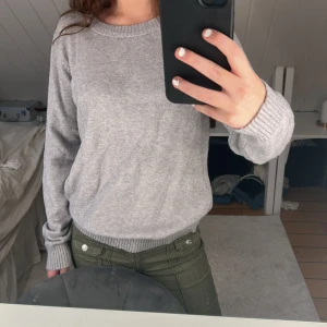 Stickad tröja - Fin grå stickad tröja från vila❤️ storlek S men passar mig som har oftast Xs!