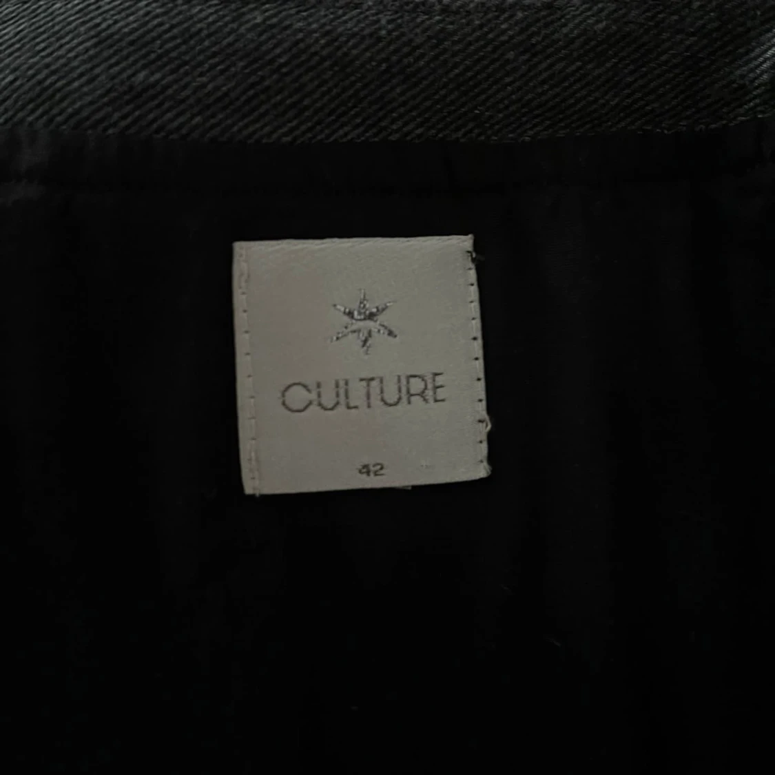 Mörkgrå kofta  - 91