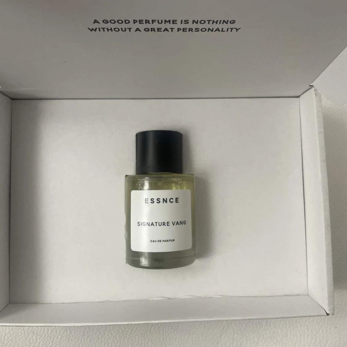 Signature vang parfym från essnce