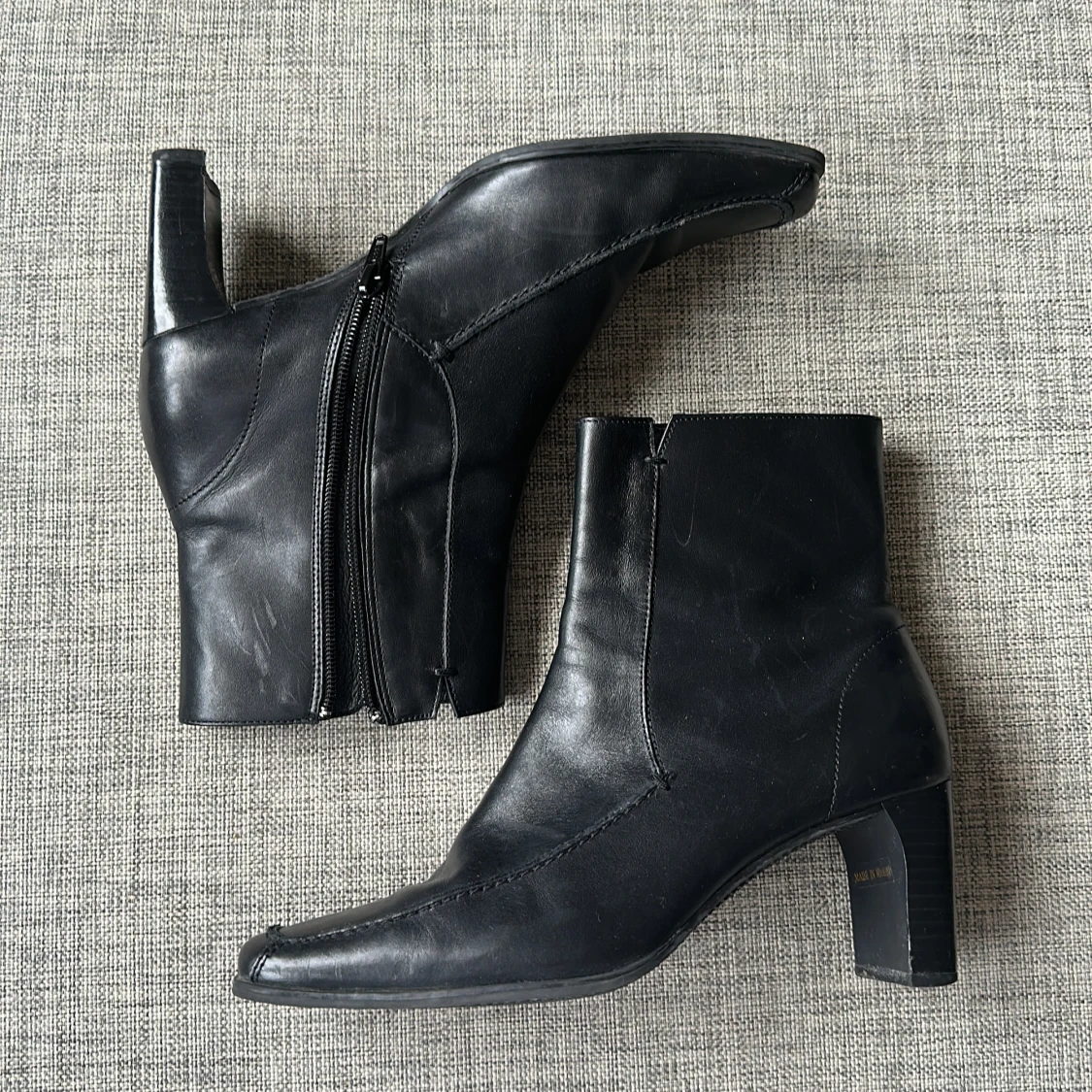 Svarta Stövlar / klackar /boots  - 90