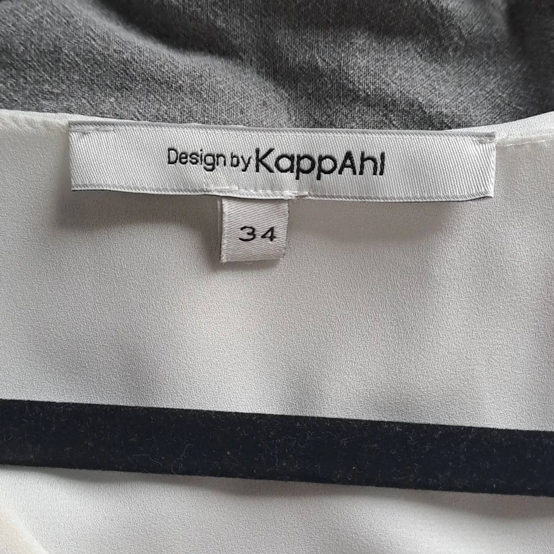 Helt ny vit blus  - 90