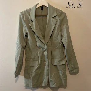 Kavaj  - Kavaj från SHEIN använ väldigt få gånger 