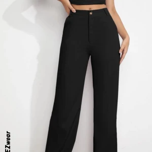 Kostymbyxor - Snygga kostymbyxor som inte kommer till användning☺️ Köpta för 219 kr💝 Köparen betalar frakt.