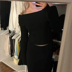 Off shoulder topp  - Från hm storlek S, ny