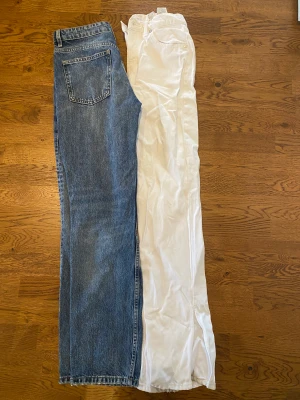 Jeans - Zara jeans, lägg bud 