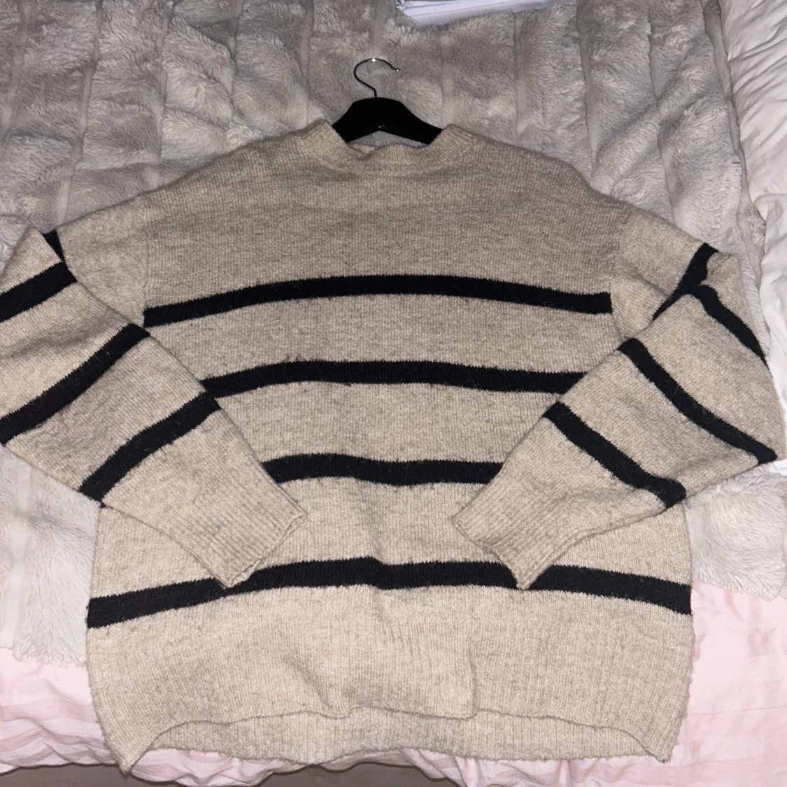 Stickad tröja